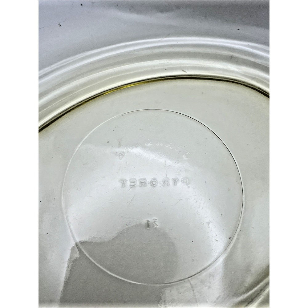 Vintage Pyr-O-Rey Dynaware Amber Yellow‎ Glass Oval 10" Casserole Baking Dish - Picture 3 of 6